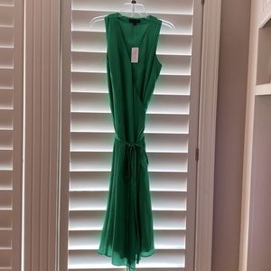 Banana Republic shin length Kelly green wrap dress